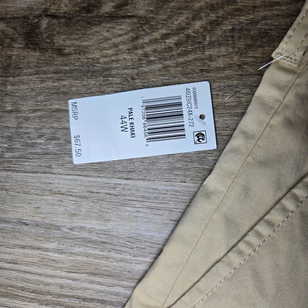 IZOD Saltwater Dockside Shorts Mens 44 Beige Stretch Chino Big Tall Casual
